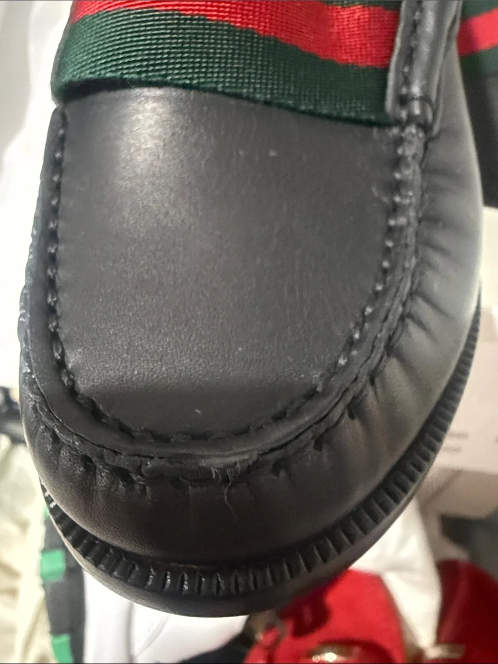 Gucci Black Leather Men’s Loafers with Red & Green Web Stripe